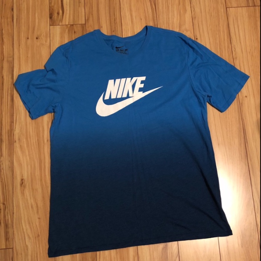 FINAL PRICE Nike t-shirt